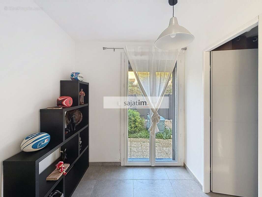 Maison à SIX-FOURS-LES-PLAGES