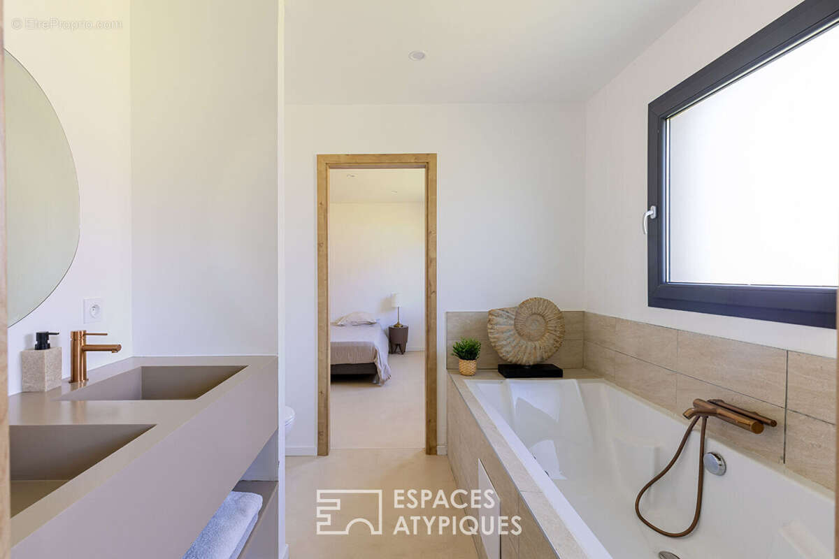 Maison à WOLFERSDORF