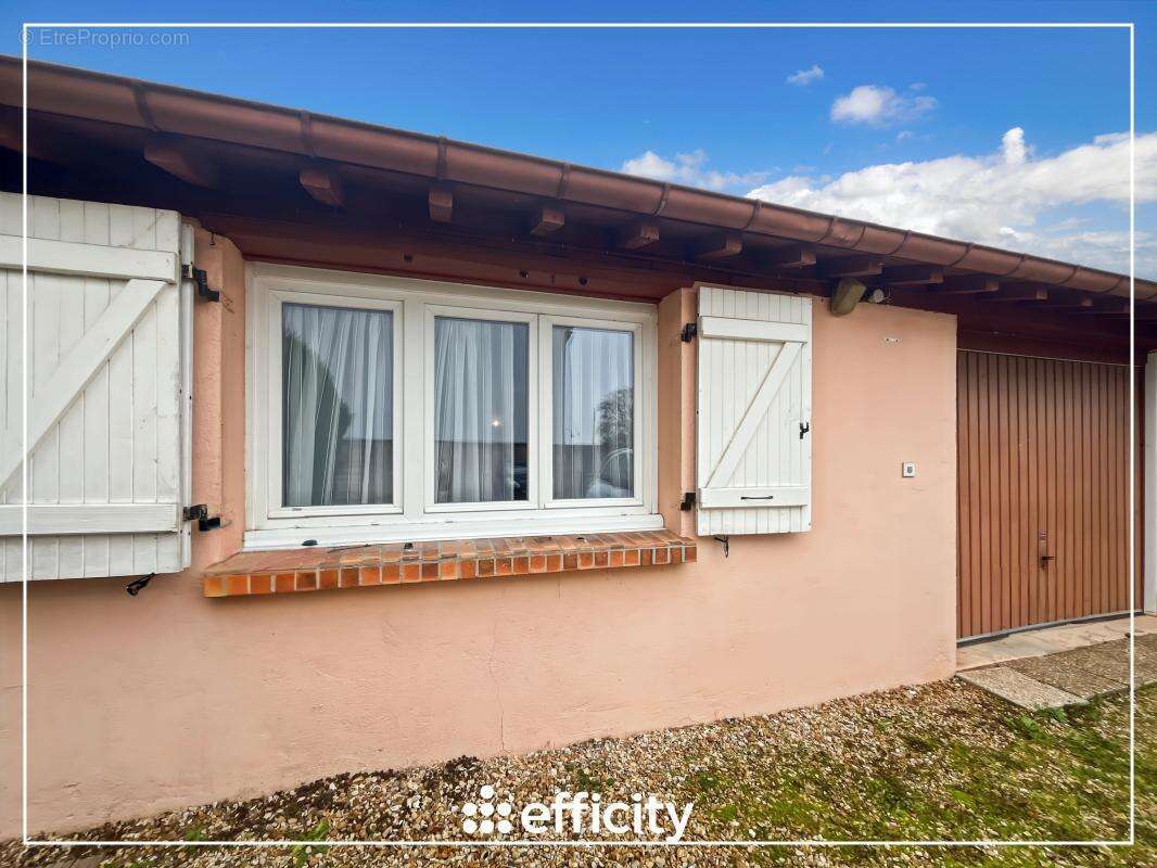 Maison à GRETZ-ARMAINVILLIERS