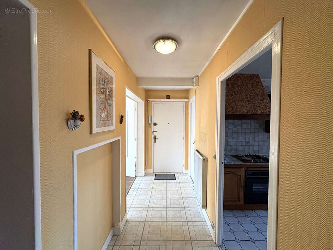 Appartement à NOUZONVILLE