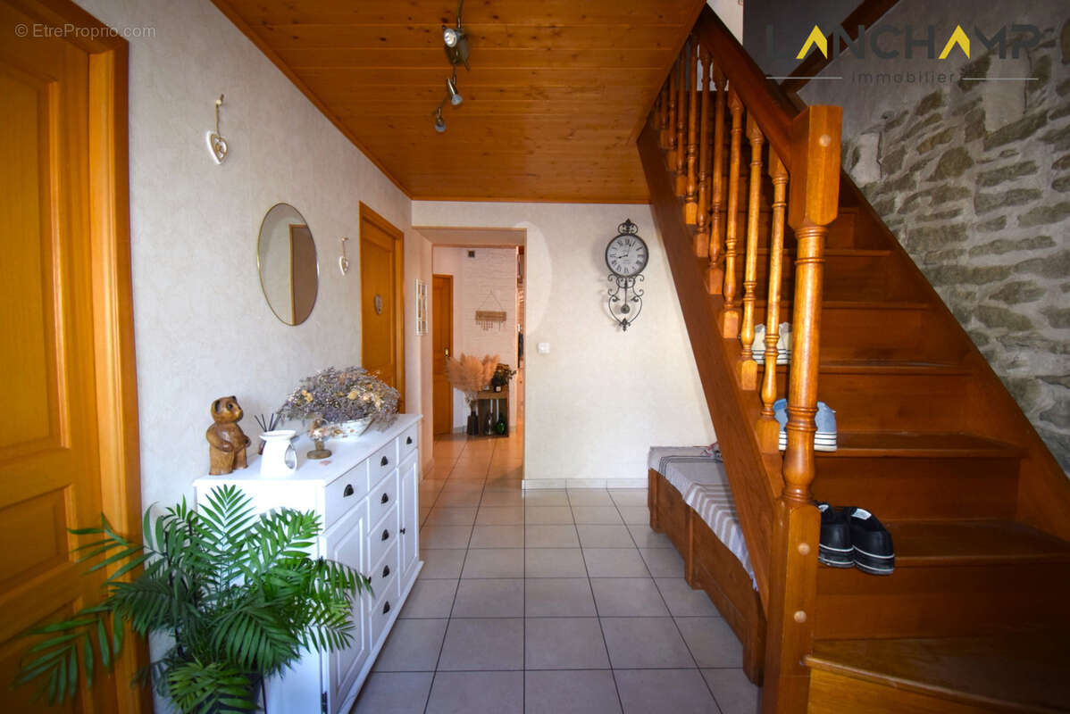 Maison à SEYSSEL