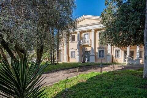 Maison à MENTON