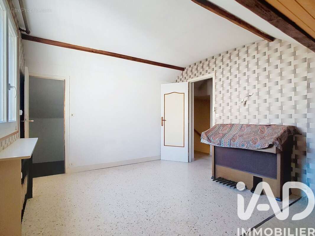 Photo 9 - Maison à LES CLAYES-SOUS-BOIS