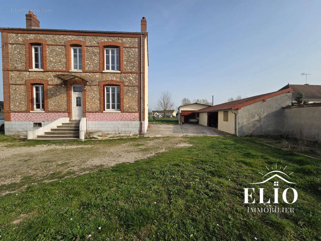 Maison à GELANNES