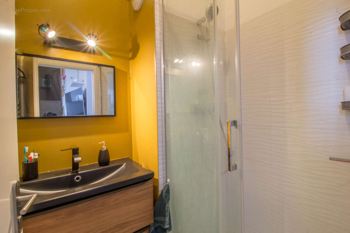 Appartement à COLOMBES