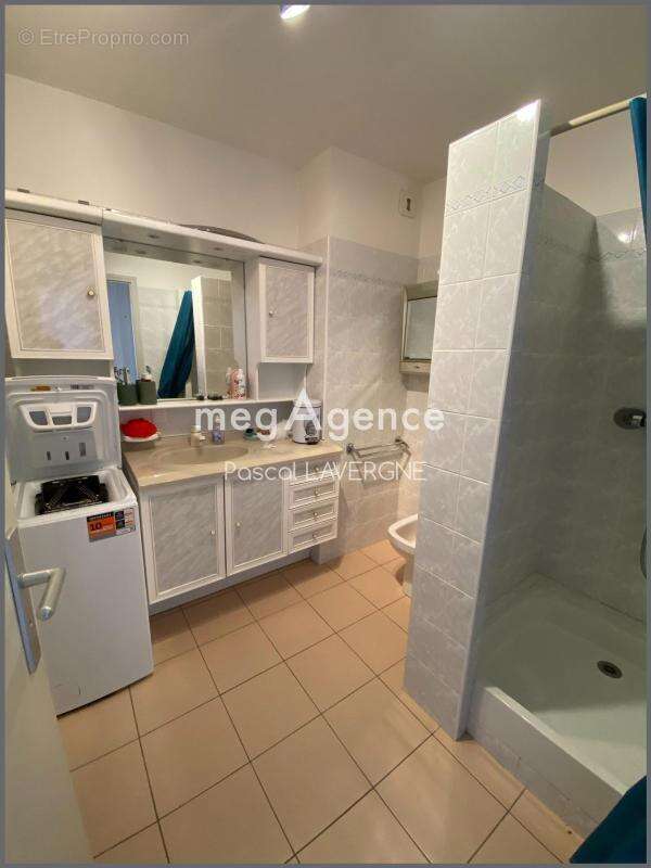 Appartement - Centre-ville de Saint-Gilles-Croix-de-Vie - photo 5