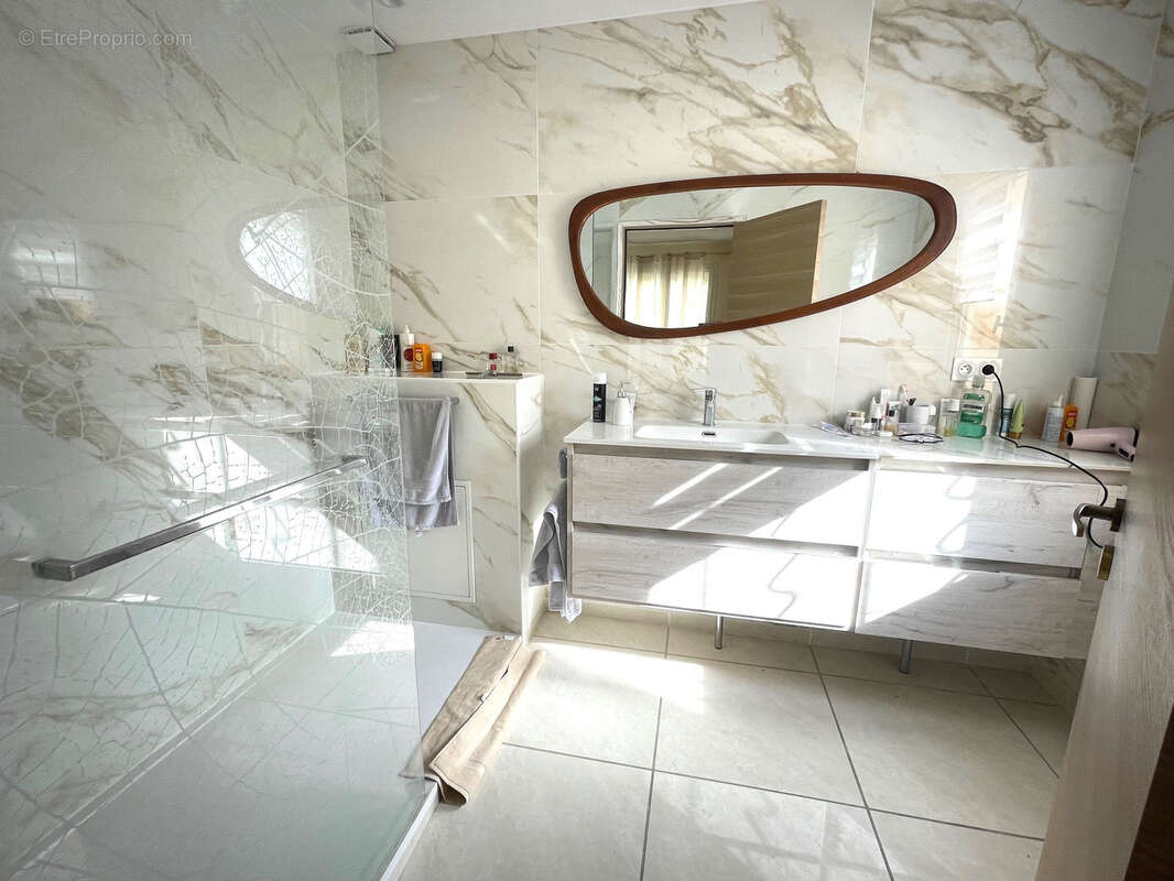 Maison à VILLENEUVE-DE-LA-RAHO