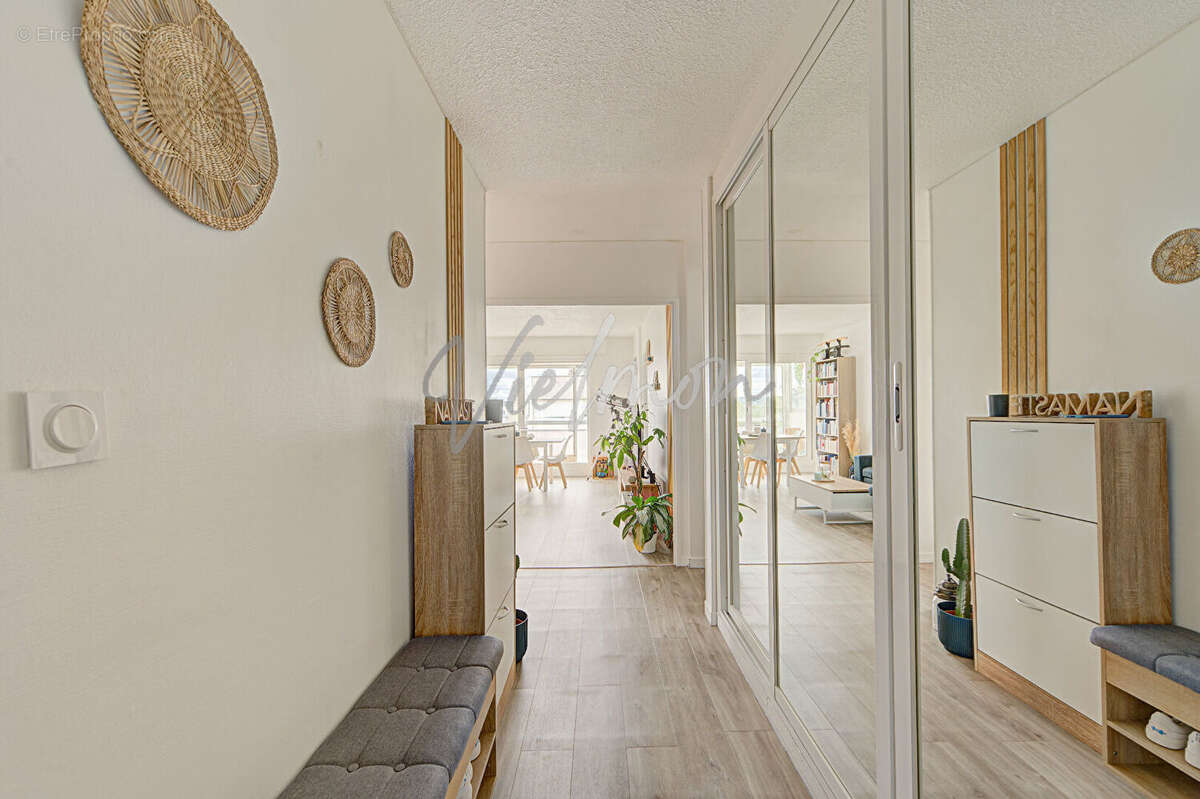 Appartement Chatou 4 pièce(s) 75.65 m2 - photo 9