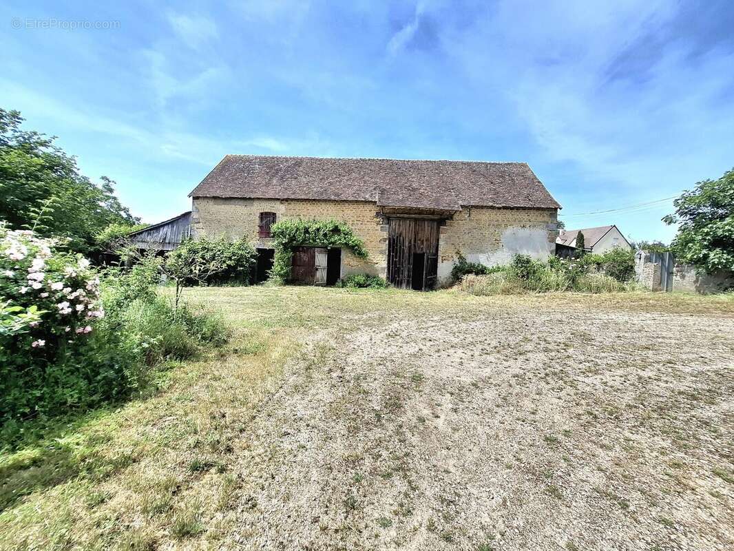 Maison à JUILLE