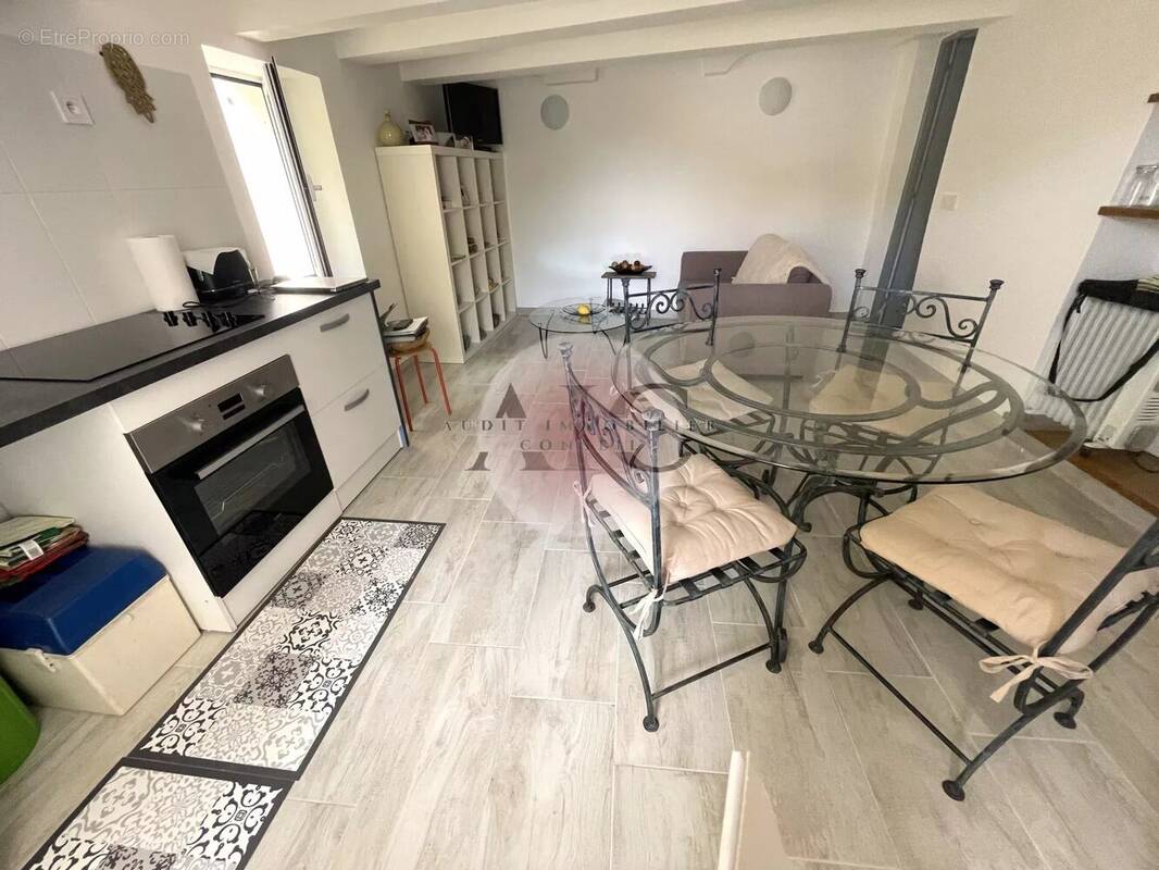 Appartement à FAYENCE