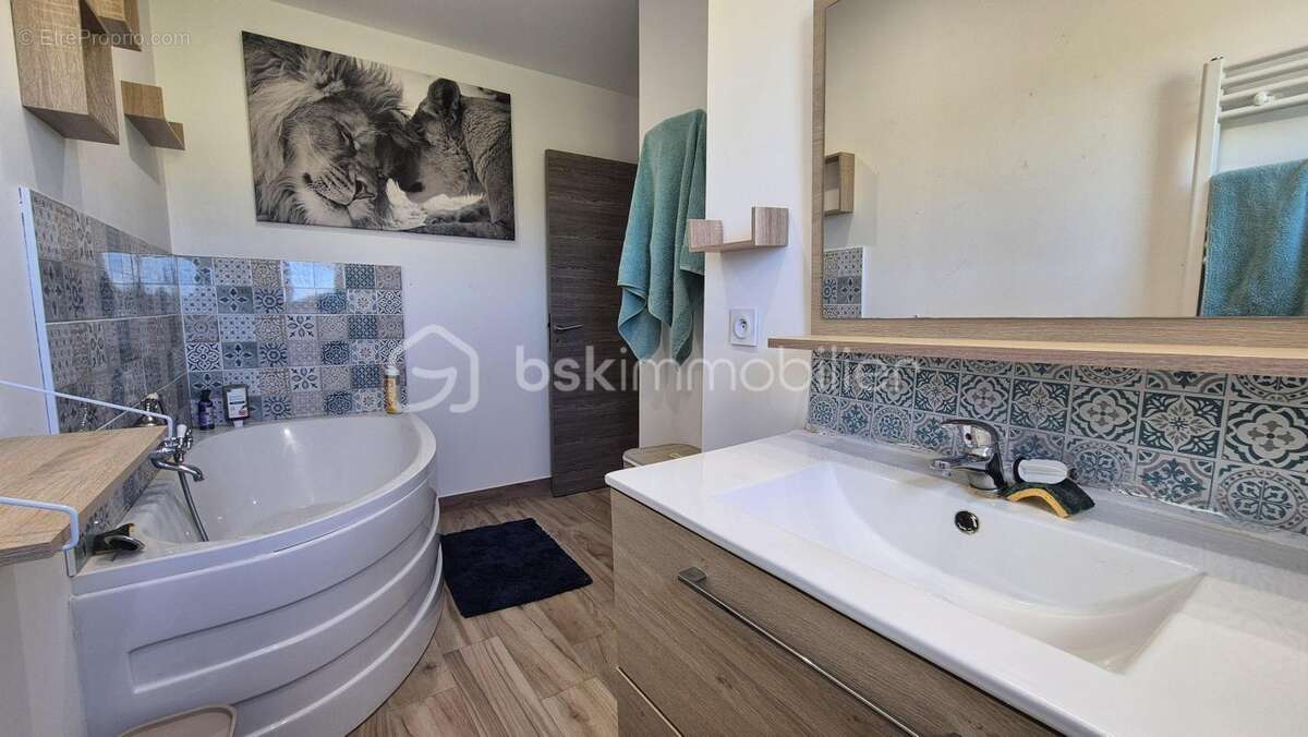 Maison à SAINT-CYPRIEN