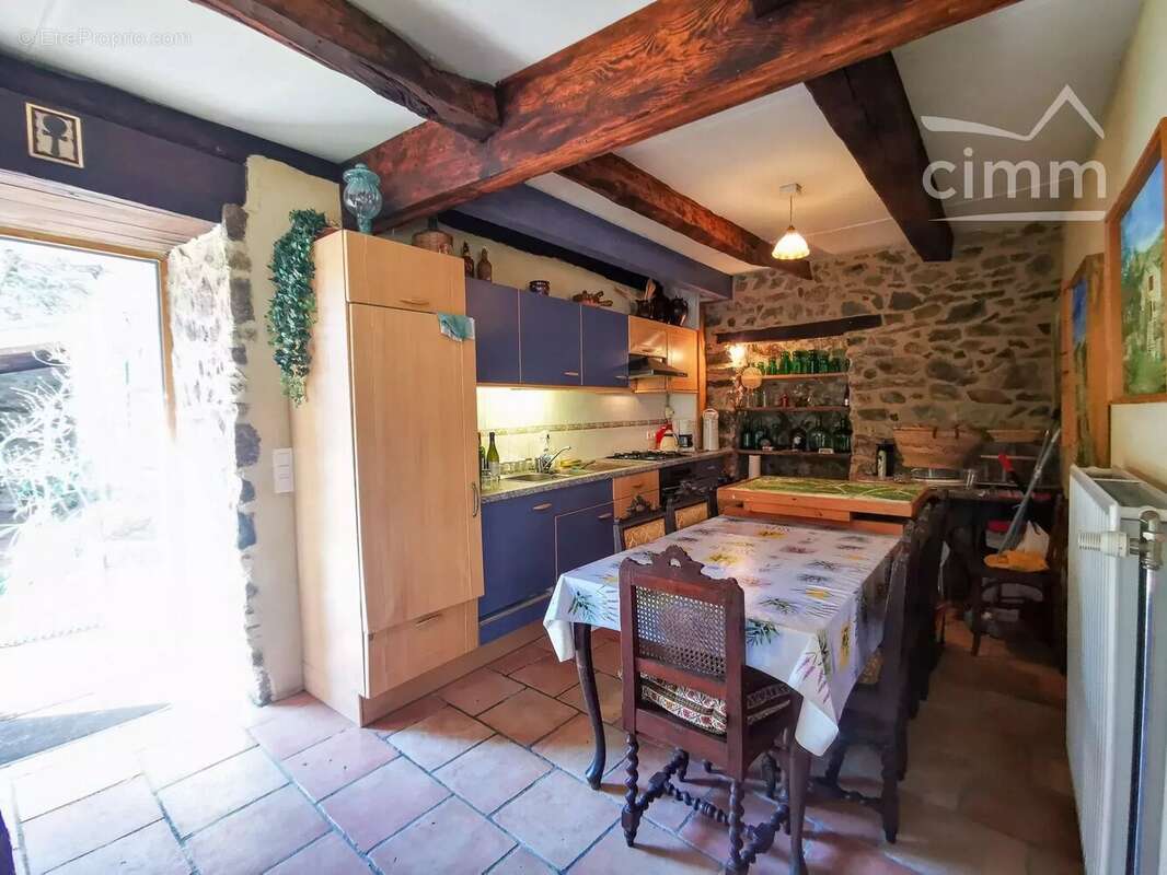 Maison à ROCLES