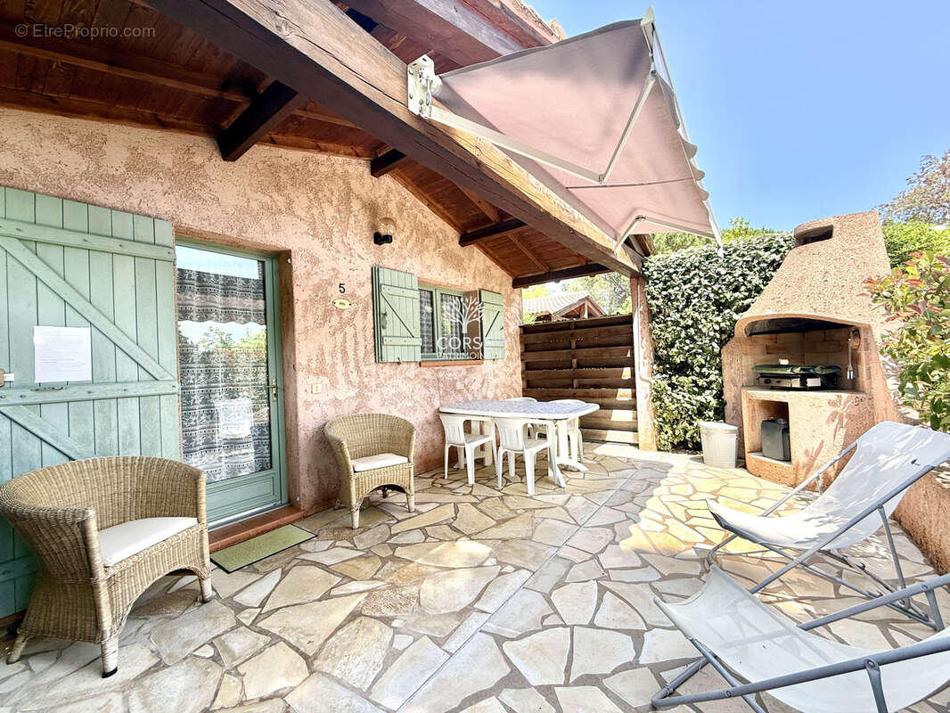 Maison à PORTO-VECCHIO