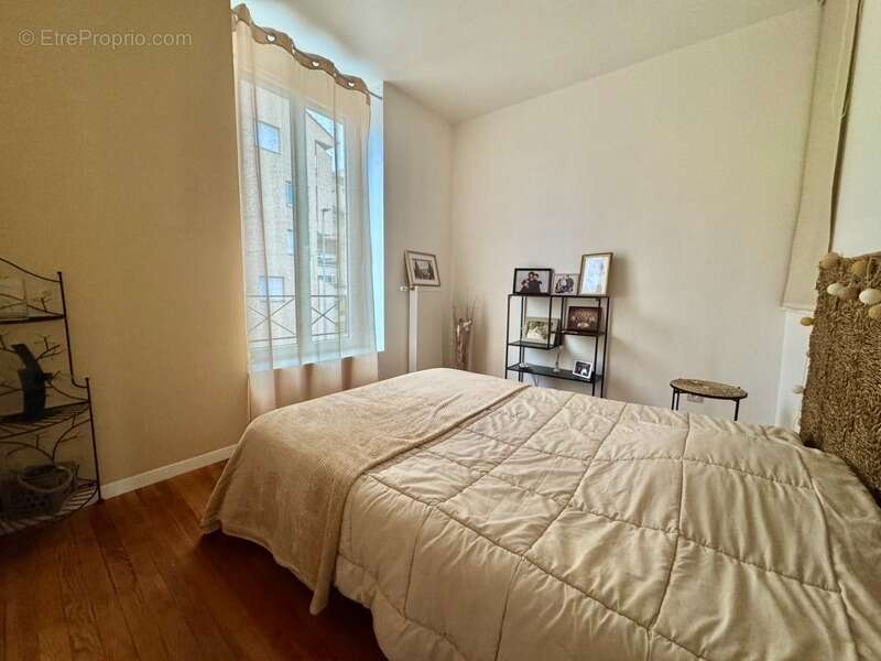 Roanne – maison type loft 95 m2 rénovée avec garage et cour privative - photo 7