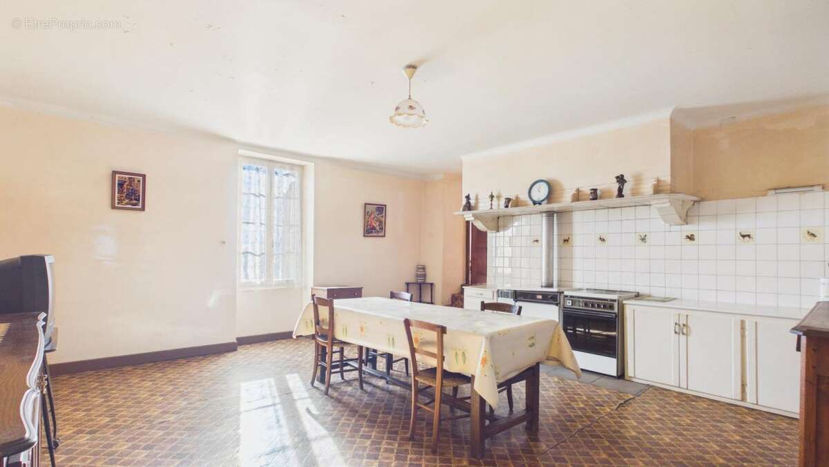 Maison à MORLHON-LE-HAUT