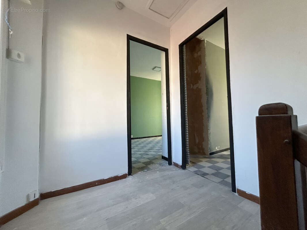 Maison à LEZIGNAN-CORBIERES