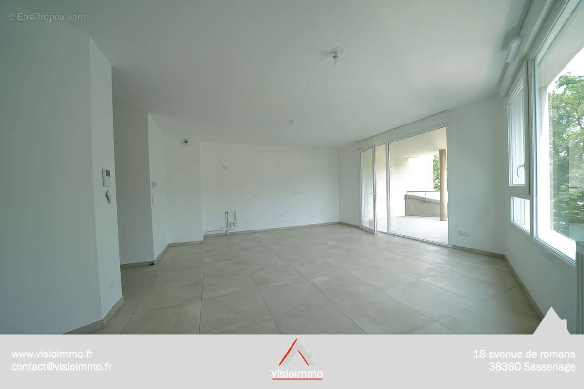 Appartement à MEYLAN
