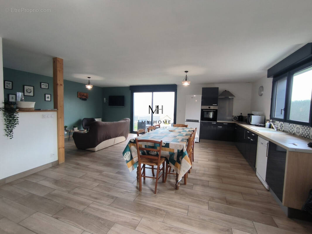 Maison à SAINT-PIERRE-DES-NIDS