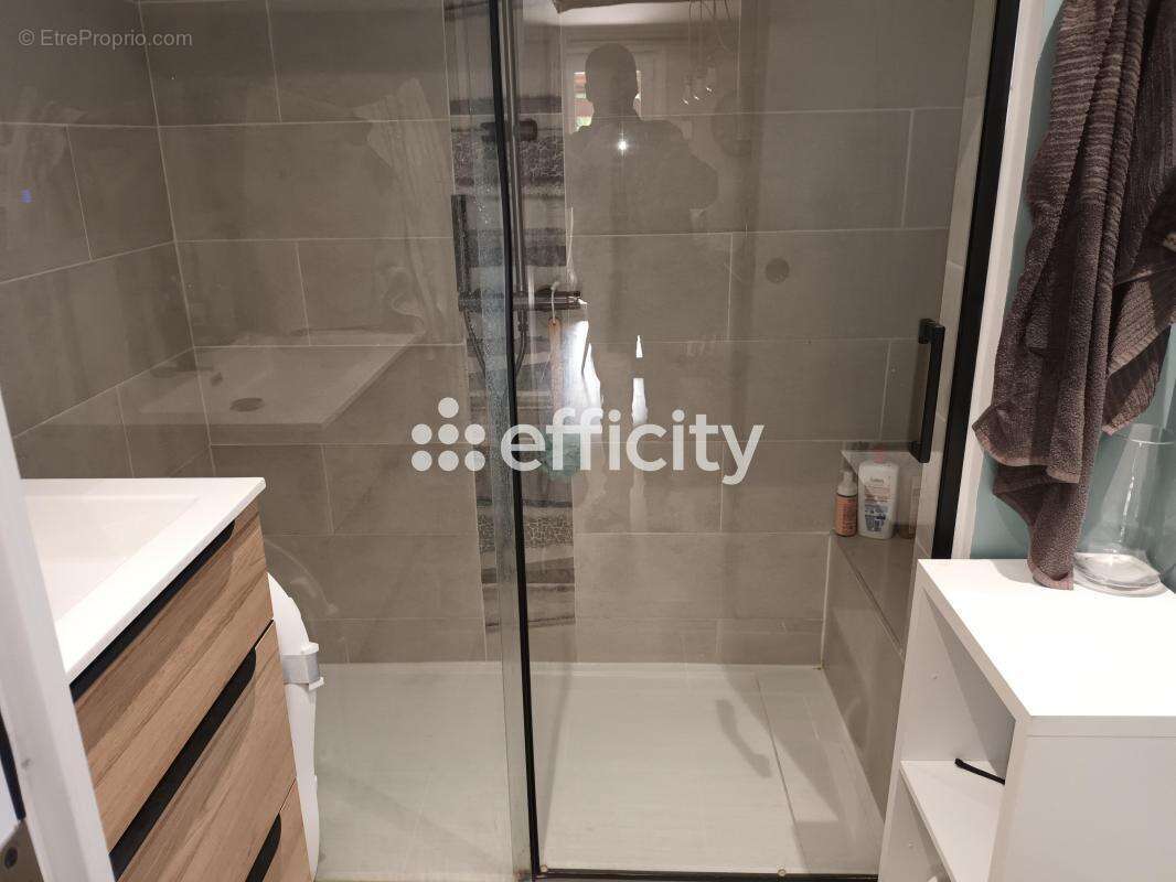 Appartement à GREASQUE