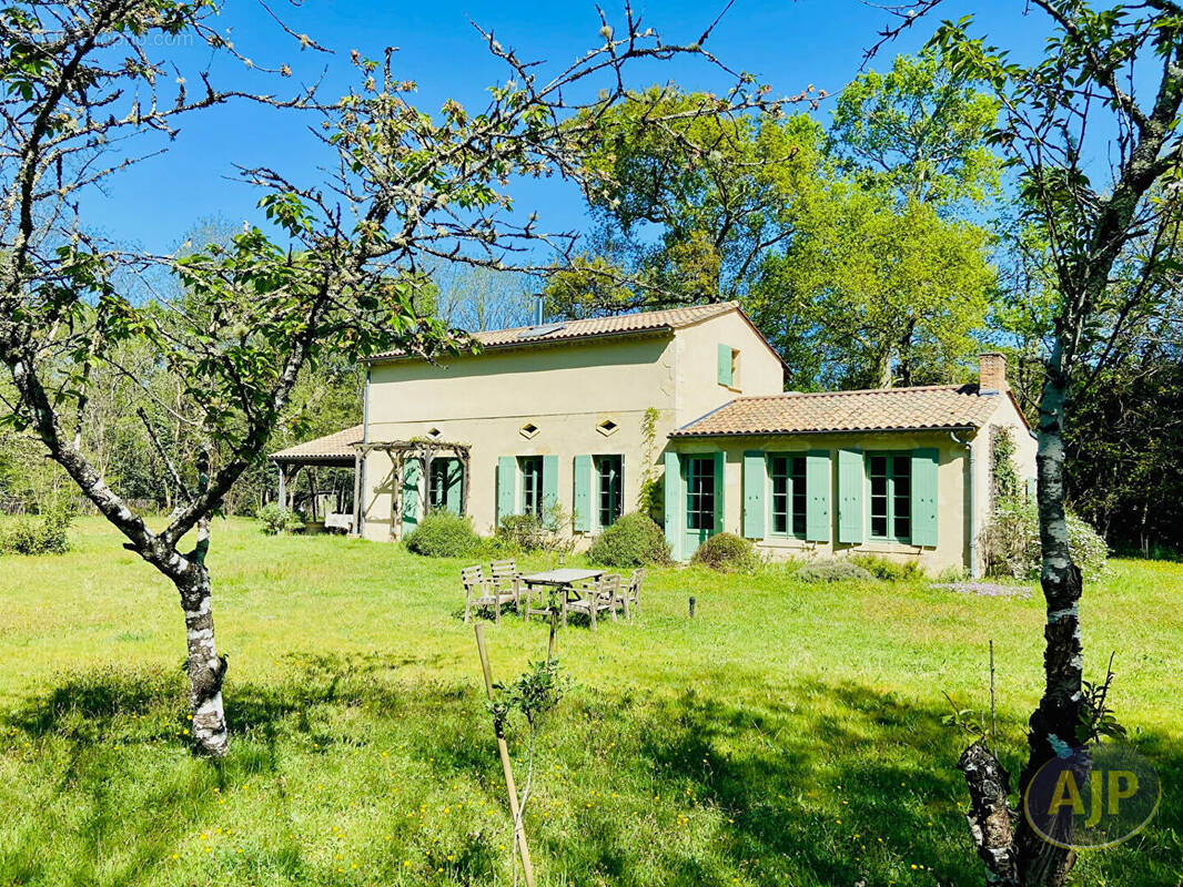 Maison à LESPARRE-MEDOC