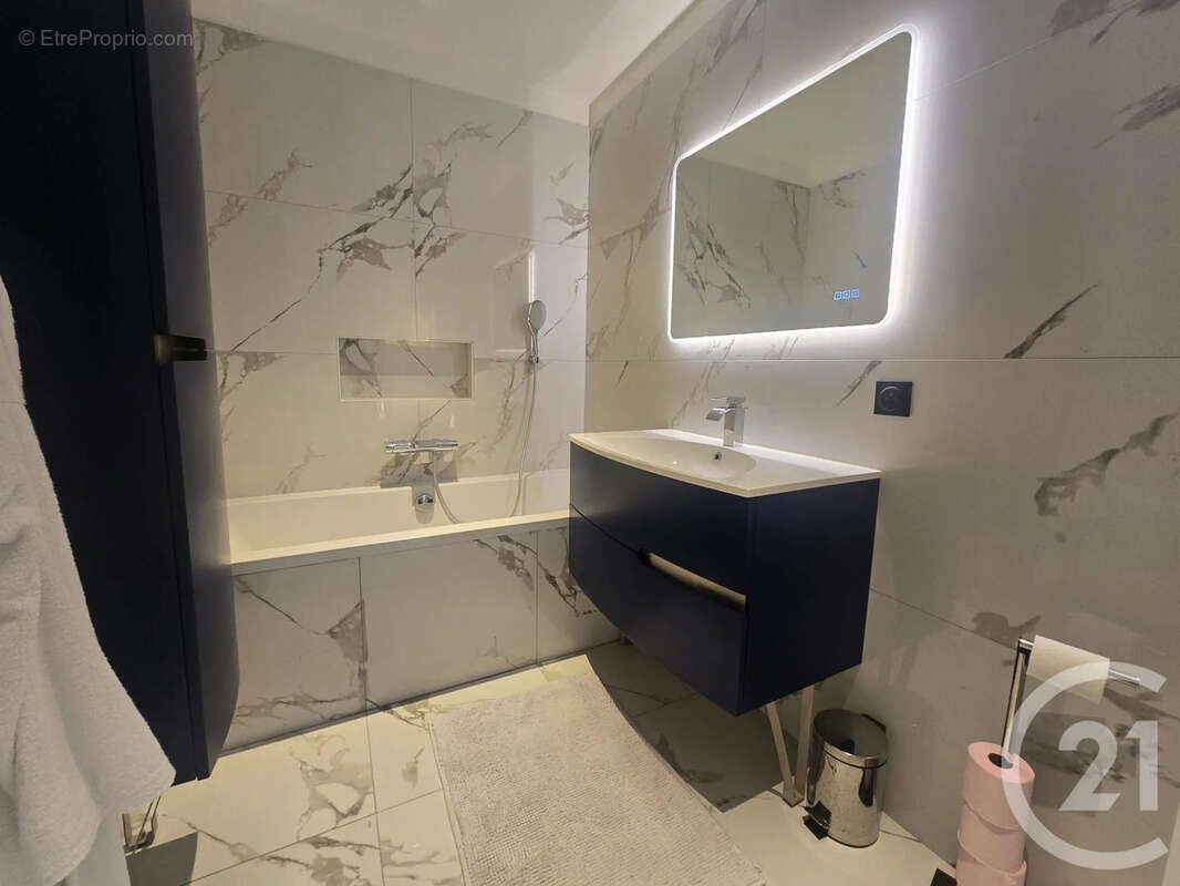 Appartement à MAISONS-ALFORT