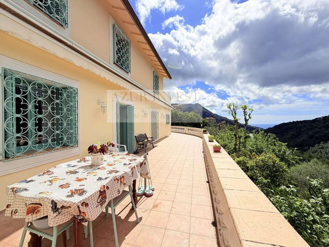 Maison à MENTON