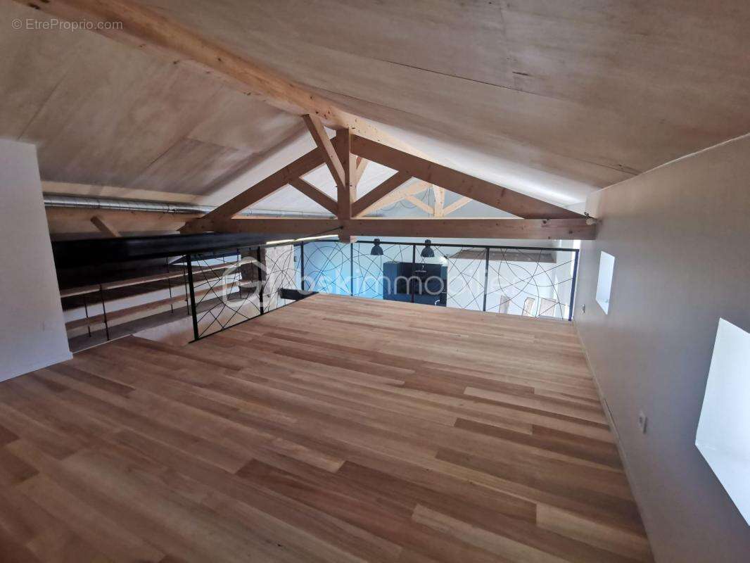 Maison à BARBEZIEUX-SAINT-HILAIRE