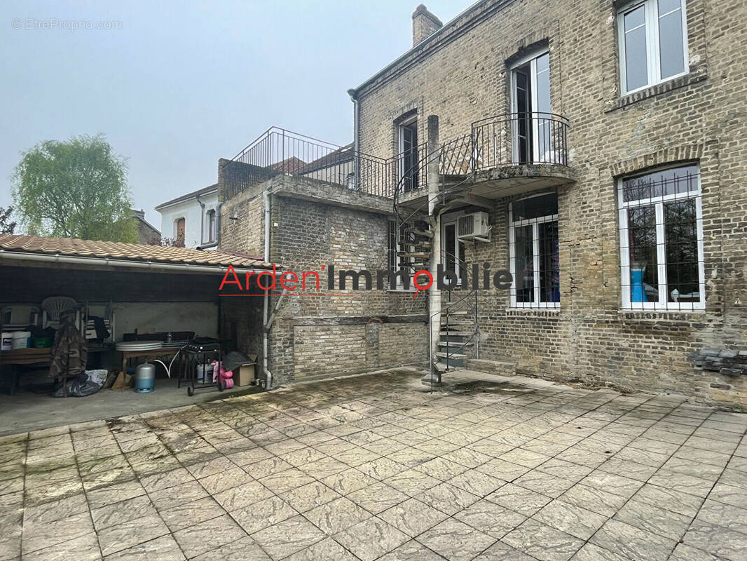 Appartement à AMAGNE