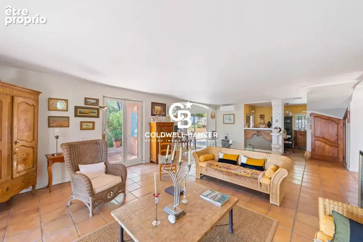 Villa provençale de charme avec vue mer – 83110  Sanary-sur-Mer - photo 2