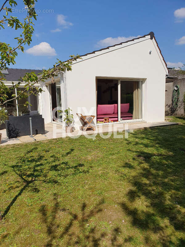 Maison à SAINT-MICHEL-SUR-ORGE