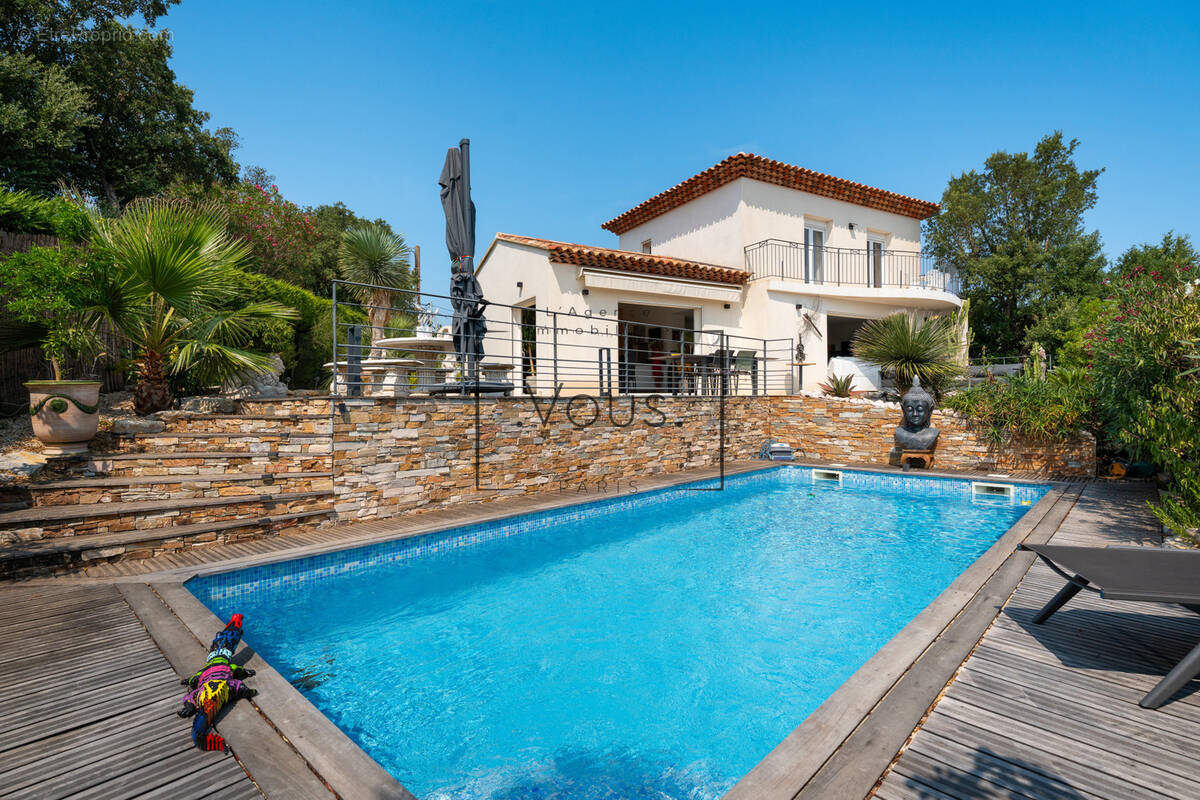 Maison à FREJUS