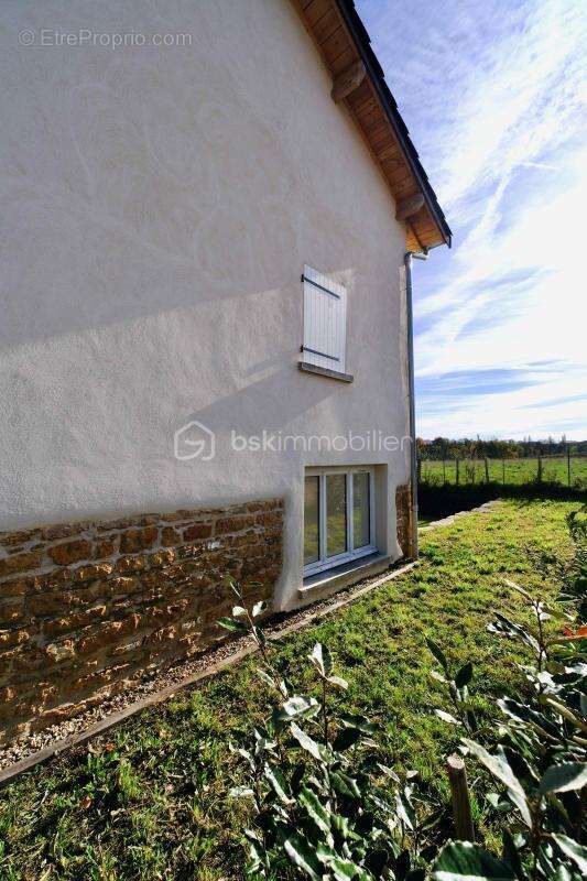 Maison à ARNAS