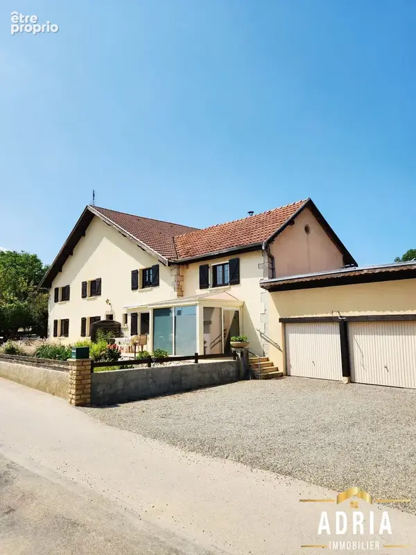 Maison à VALOREILLE