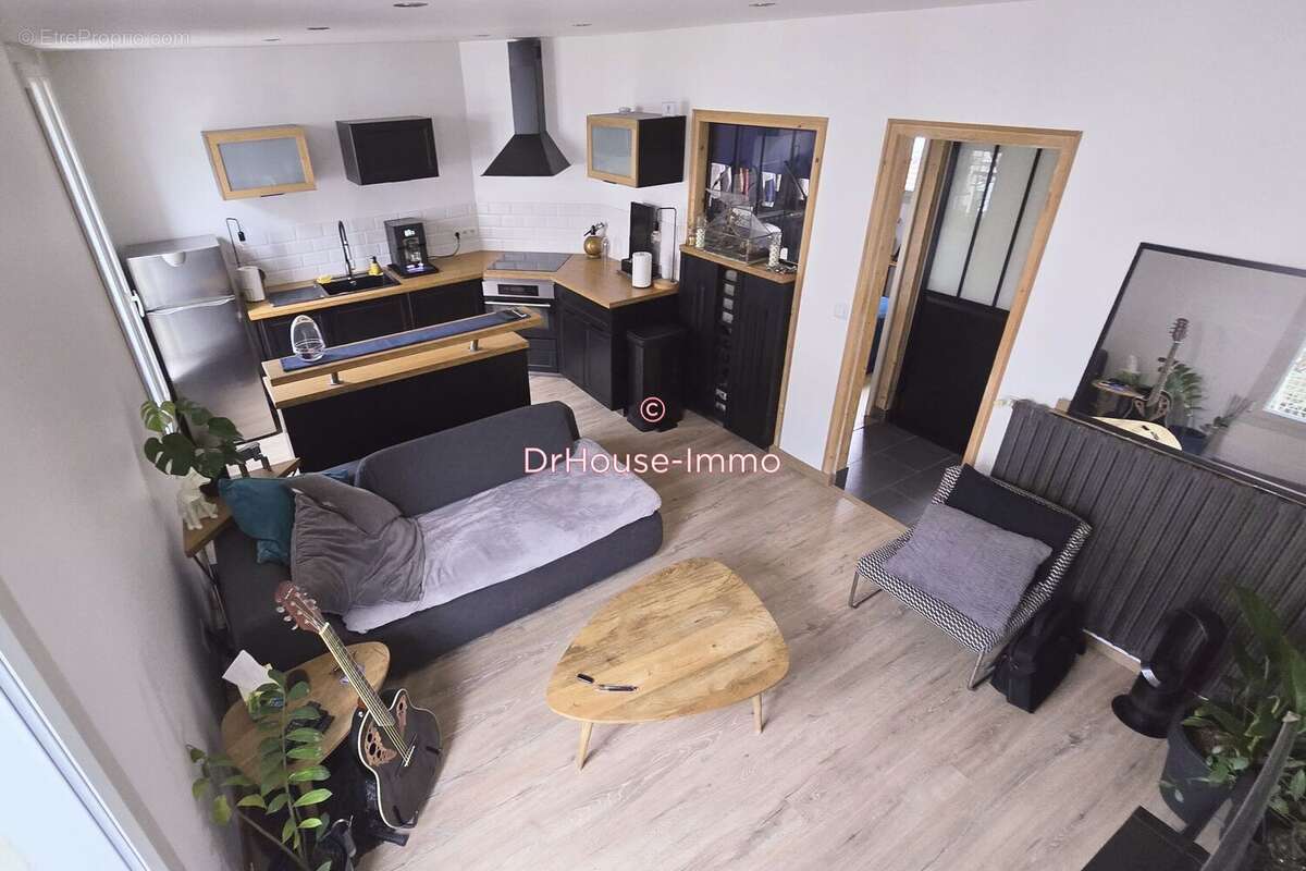 Appartement à SAINT-MAUR-DES-FOSSES