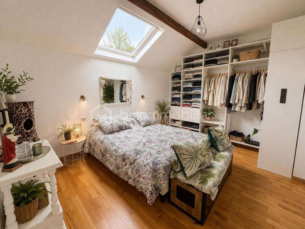 Maison à MARLY-LA-VILLE