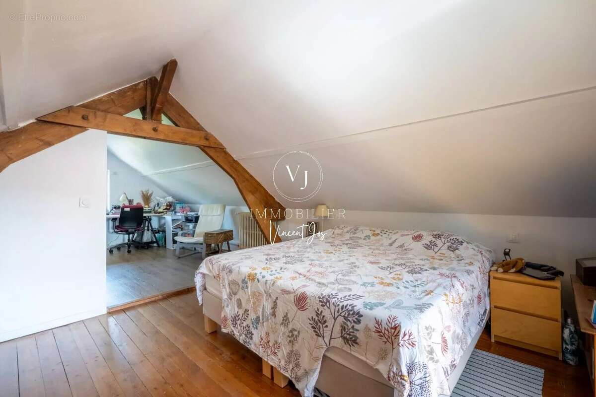 Maison à EPONE