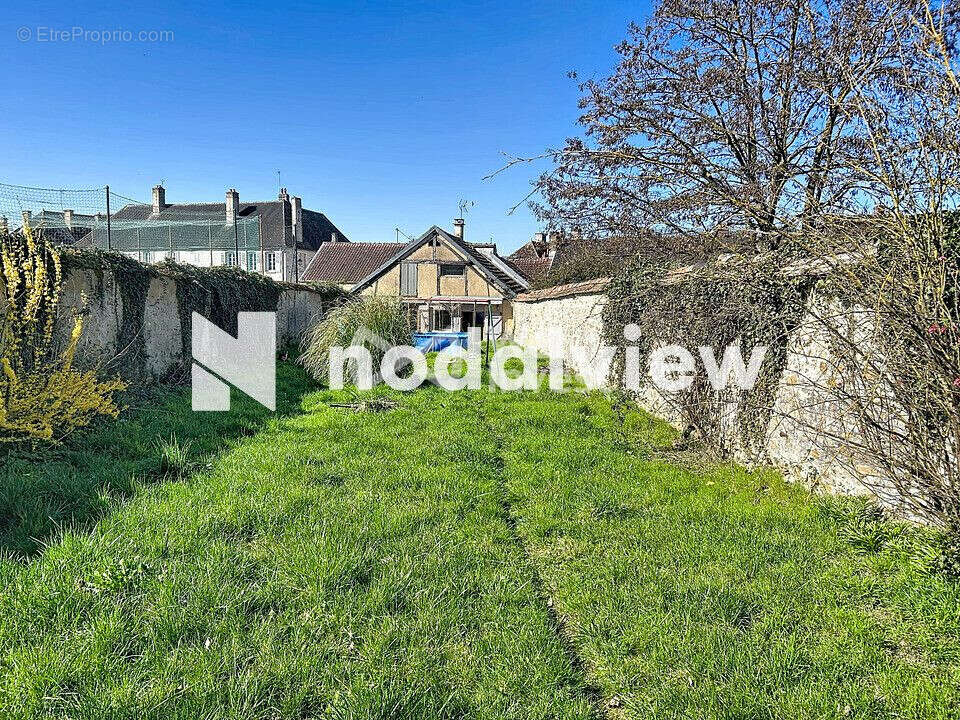 Maison à VILLENAUXE-LA-GRANDE