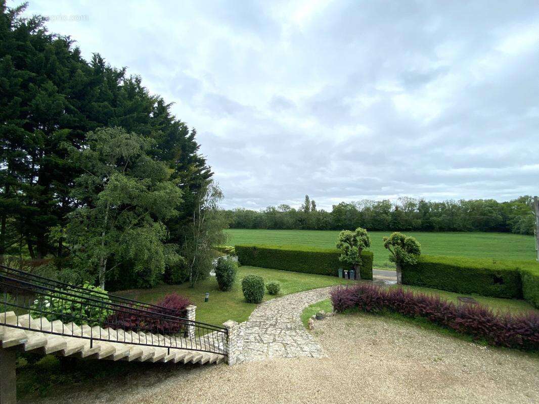 Maison à MOUSSEAUX-SUR-SEINE