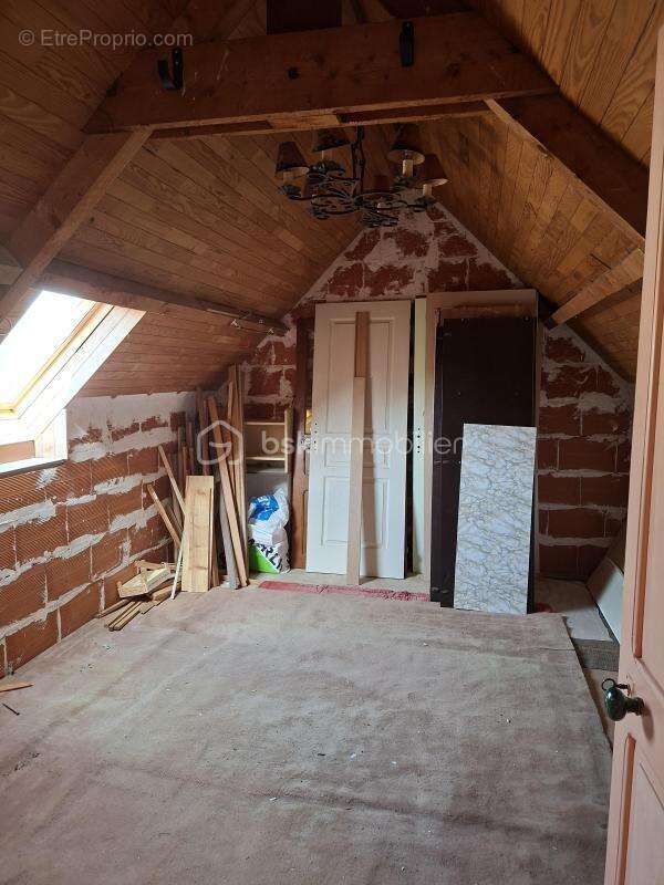 Maison à MESLAN
