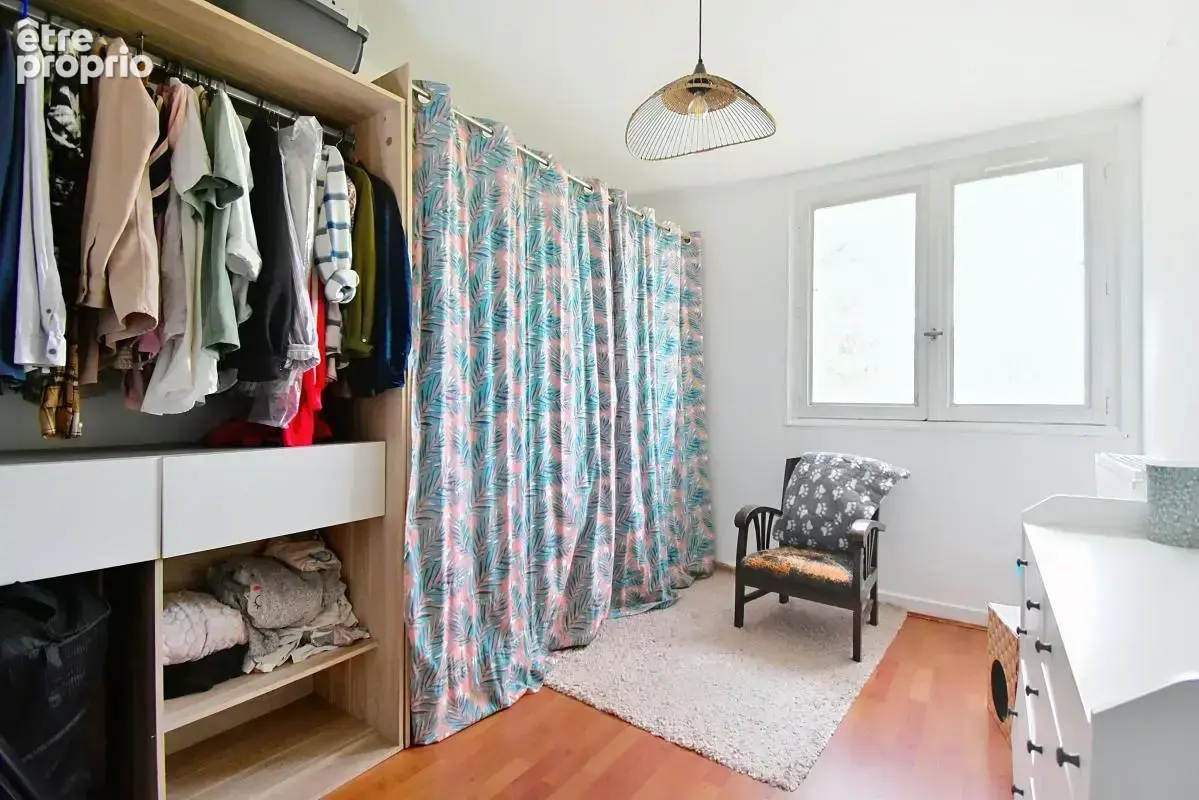 Châteauvert – appartement 75 m² – 3 chambres – balcon – parking - photo 9