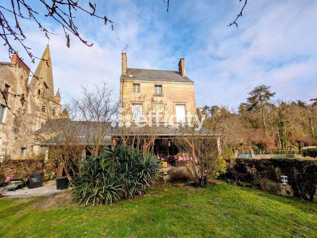 Maison à CINQ-MARS-LA-PILE