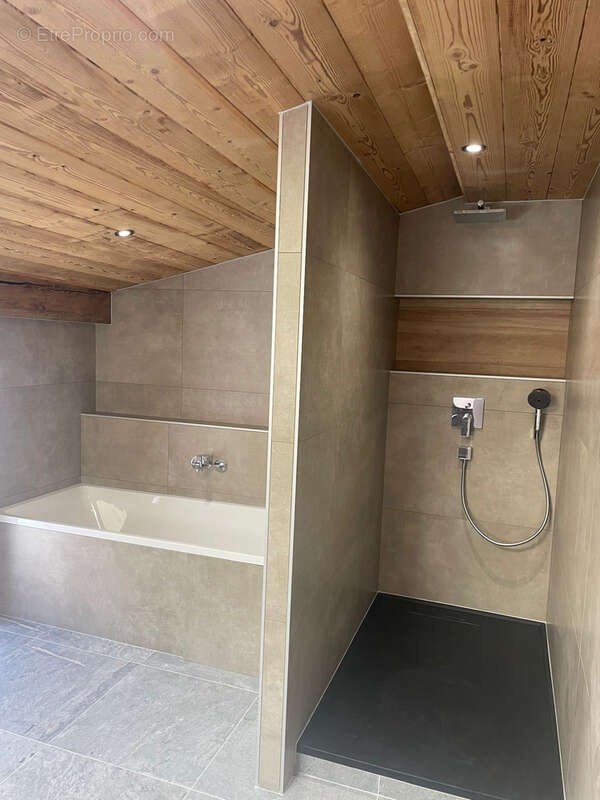 Maison de village entièrement rénovée - VAL CENIS SOLLIERES - photo 4