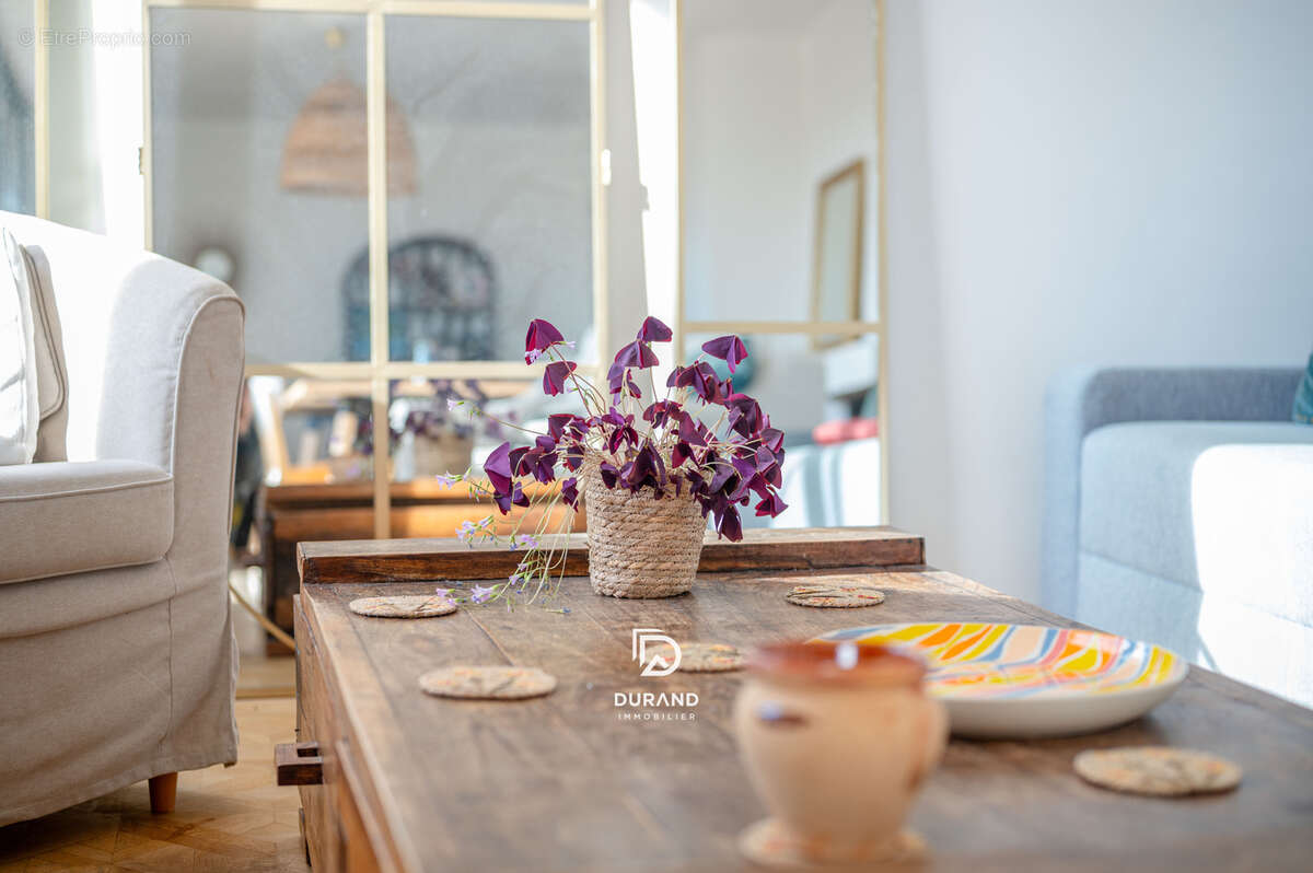 Appartement à MARSEILLE-7E