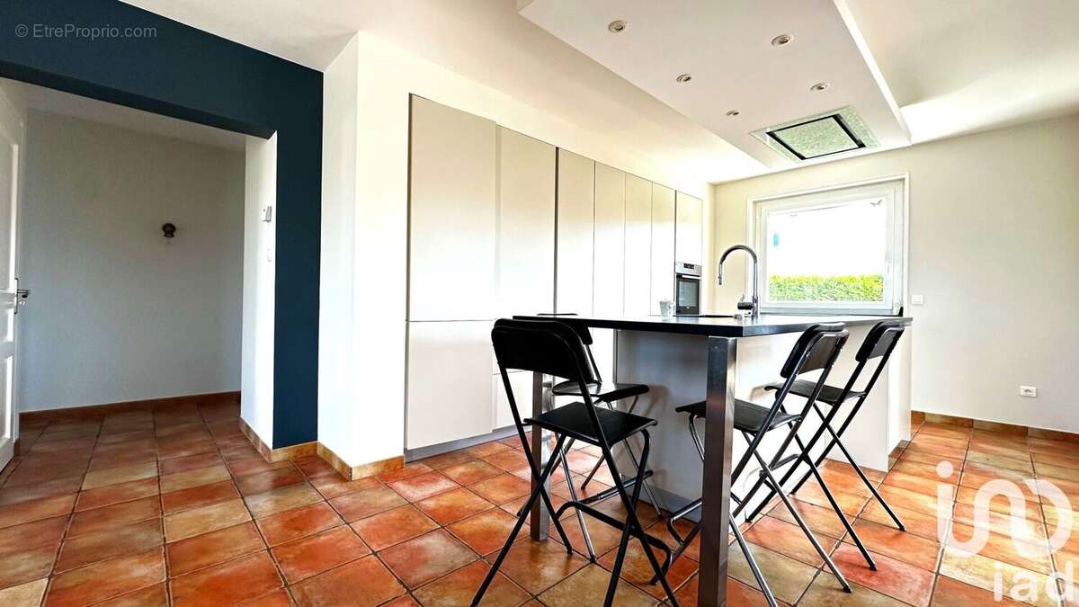 Photo 8 - Maison à SAINT-ROMAIN-LE-PUY