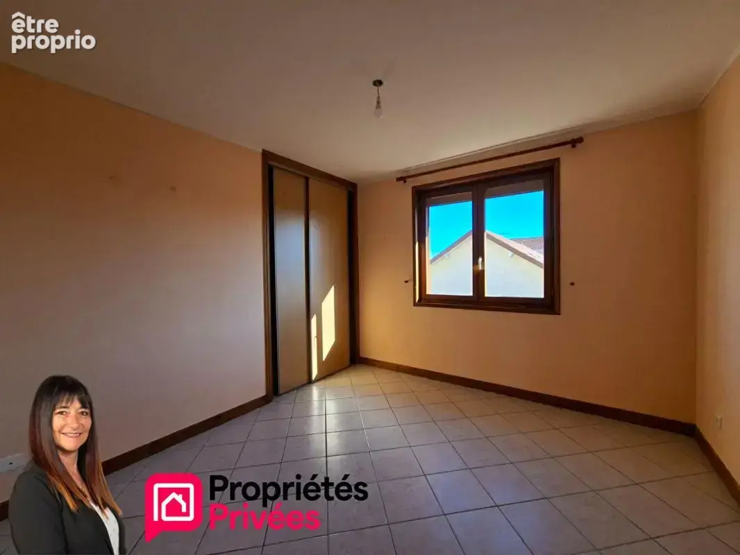 Maison Le Coteau 177 m² -  Beaux espaces - photo 8