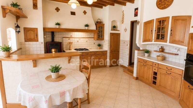 Maison de caractère 165 m² — 4 chambres — Suite indépendante — Piscine — Source privée — Terrain 1 499 m - photo 4