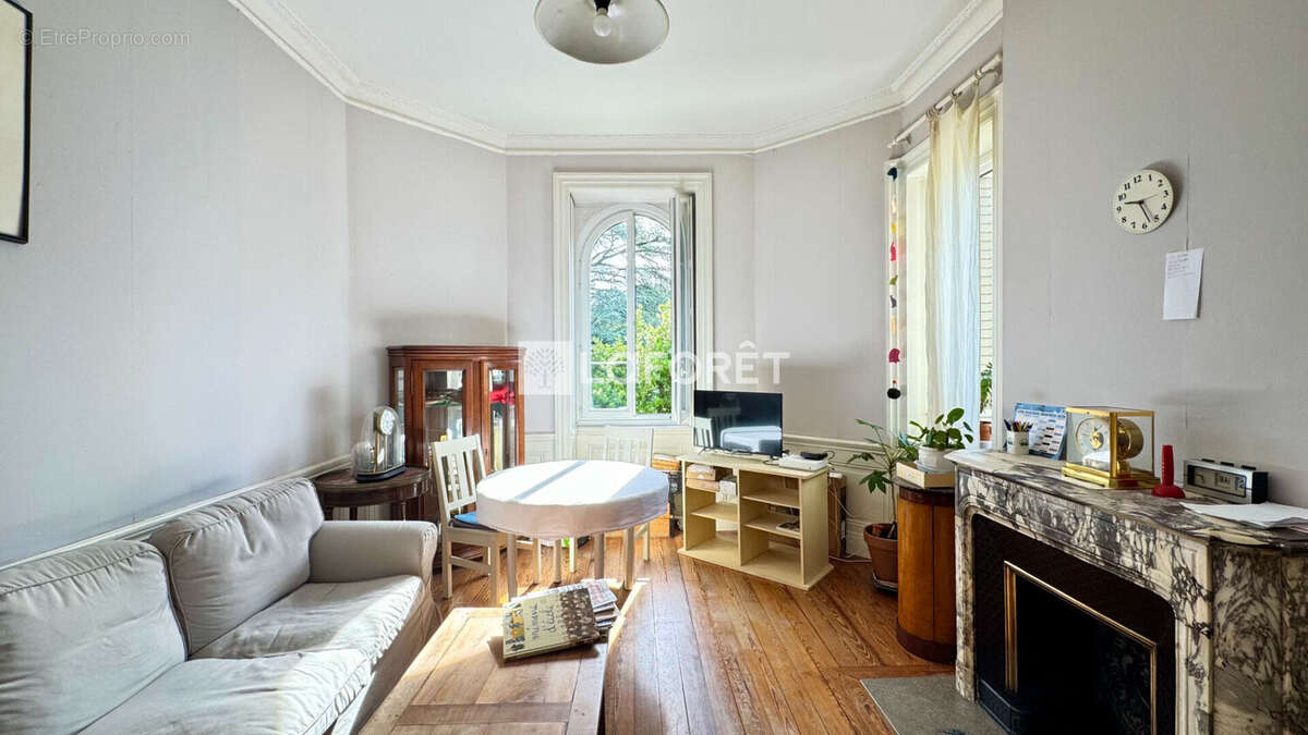 Appartement à LYON-5E