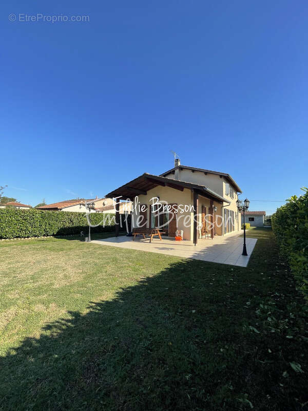 Maison 110 m² à Gaillac  - photo 2