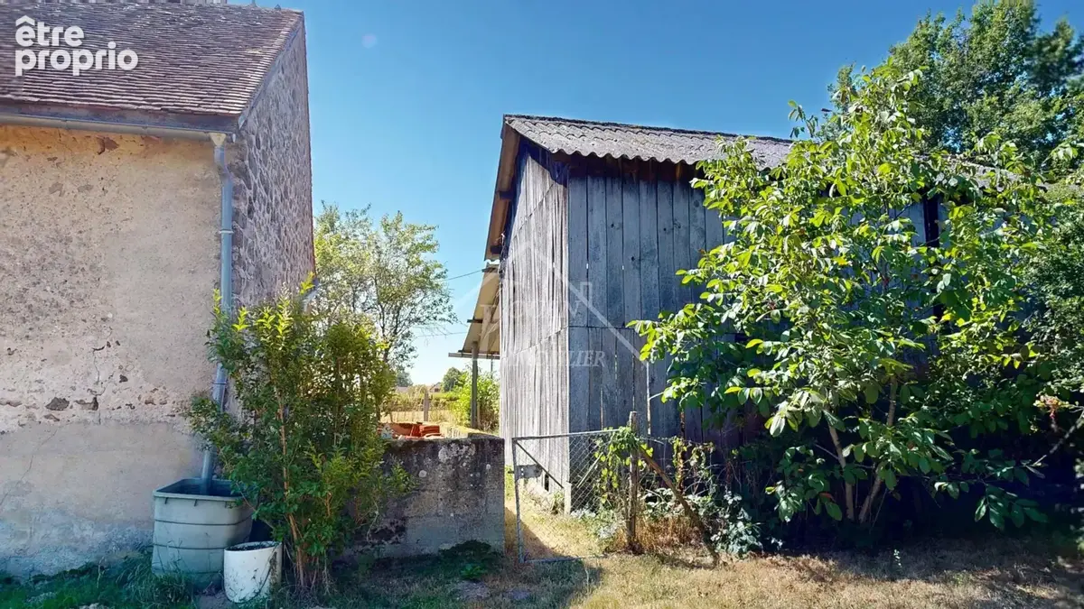 Belle propriété bourbonnaise avec 1 hectare à Saint-Plaisir - photo 15
