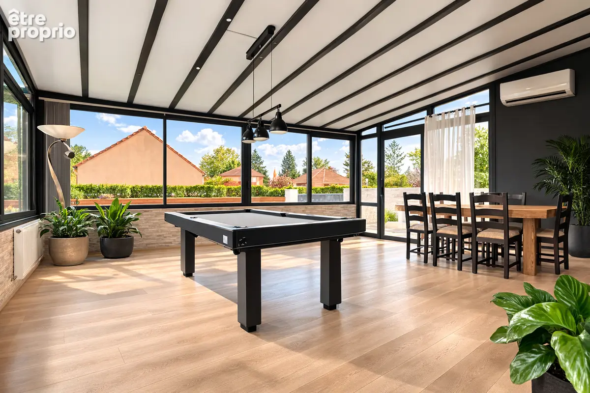 Maison familiale avec véranda, piscine et dépendances / Saint-Yorre - photo 4